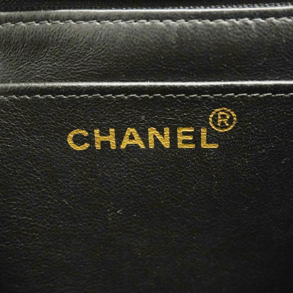 CHANELAuth  Matelasse Lambskin Women's Leather Handbag Black