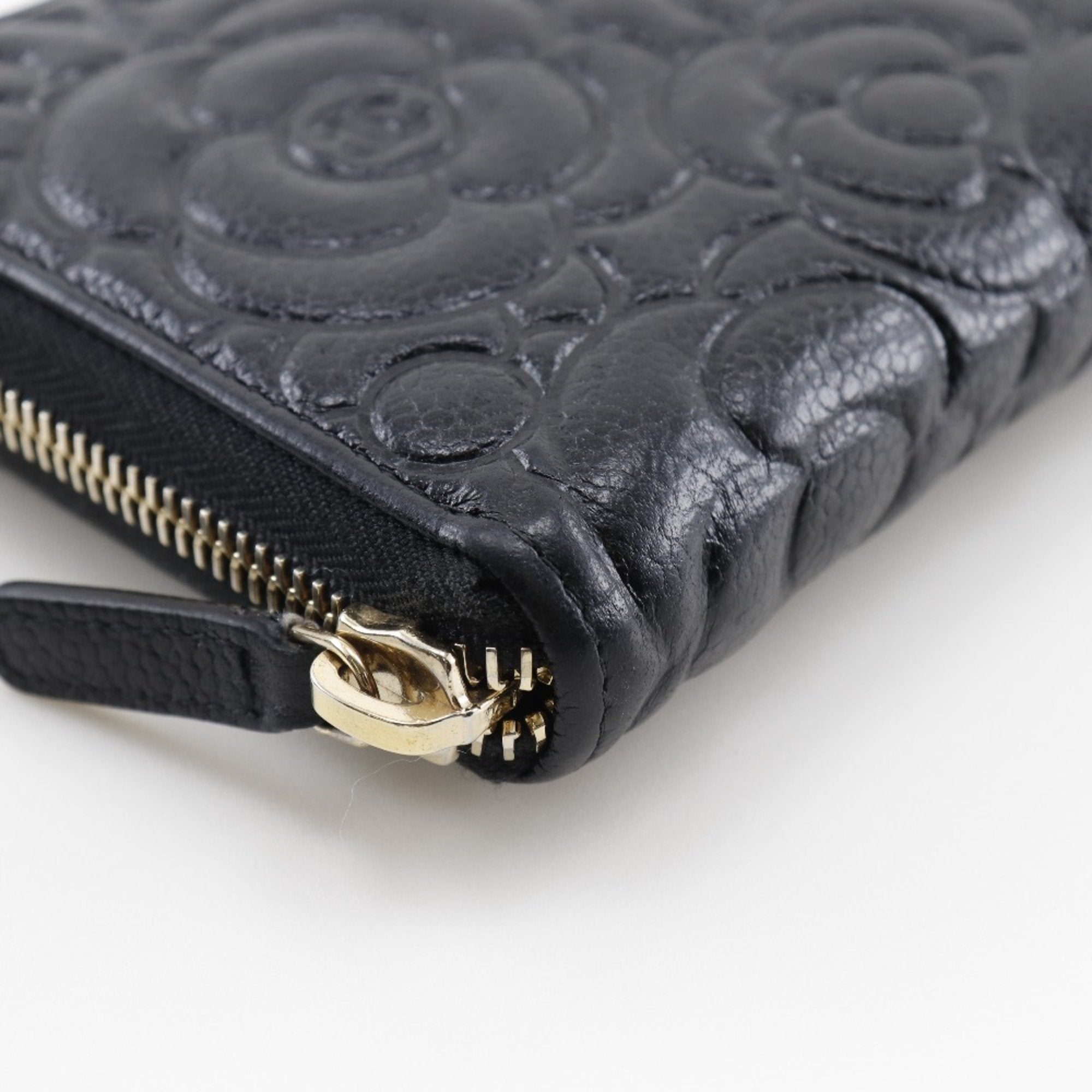 CHANEL Camellia Emboss Cocomark A82281 Matte Caviar Skin Black Women's Long Wallet