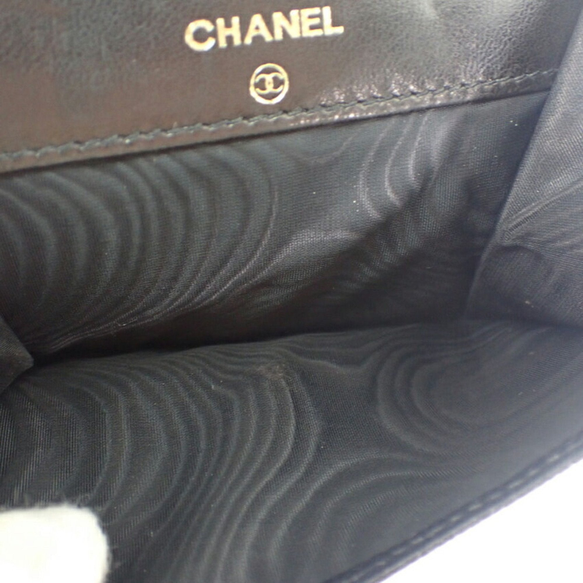 CHANEL caviar skin black trifold wallet
