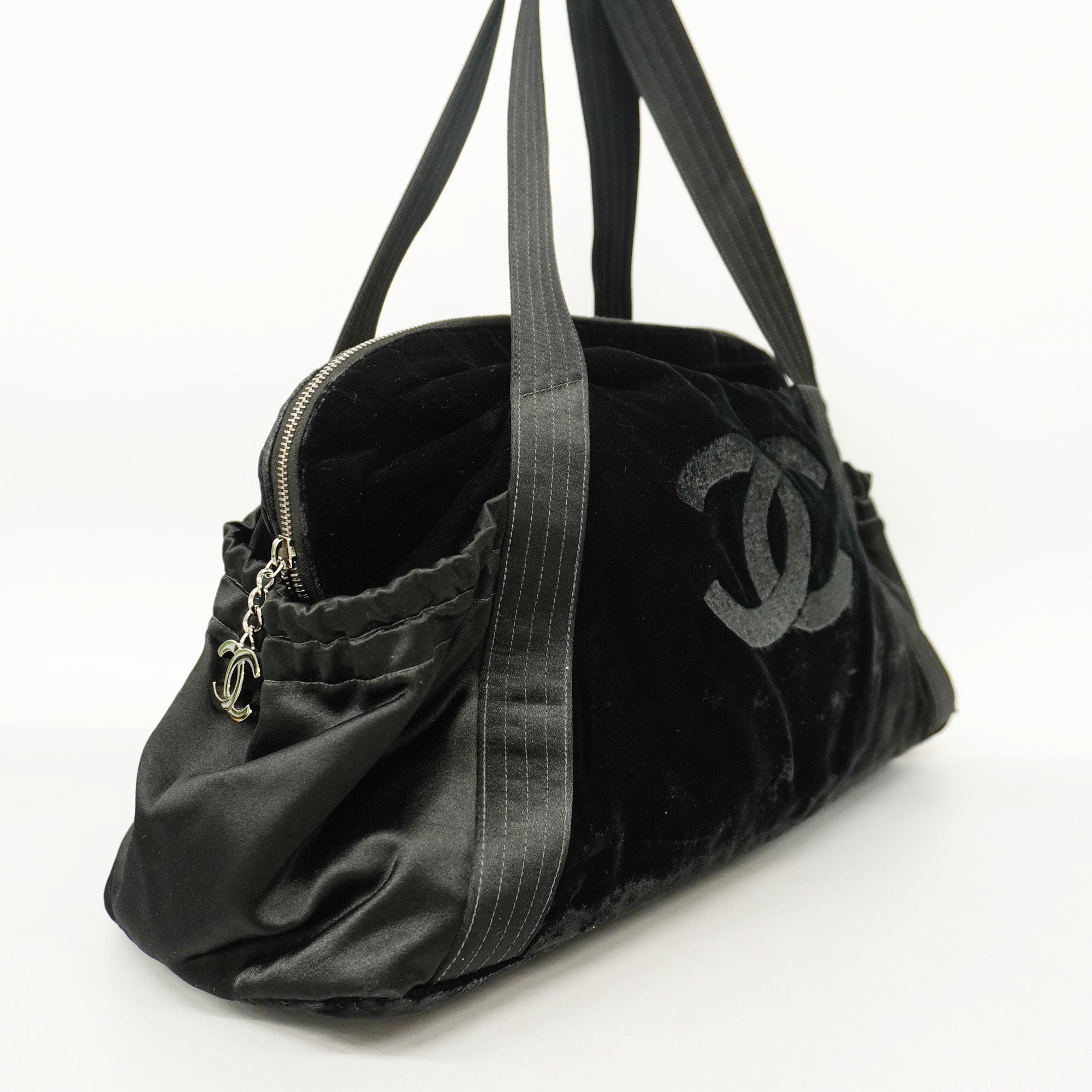 CHANELAuth  Boston Bag Men,Women,Unisex Satin,Leather Boston Bag Black
