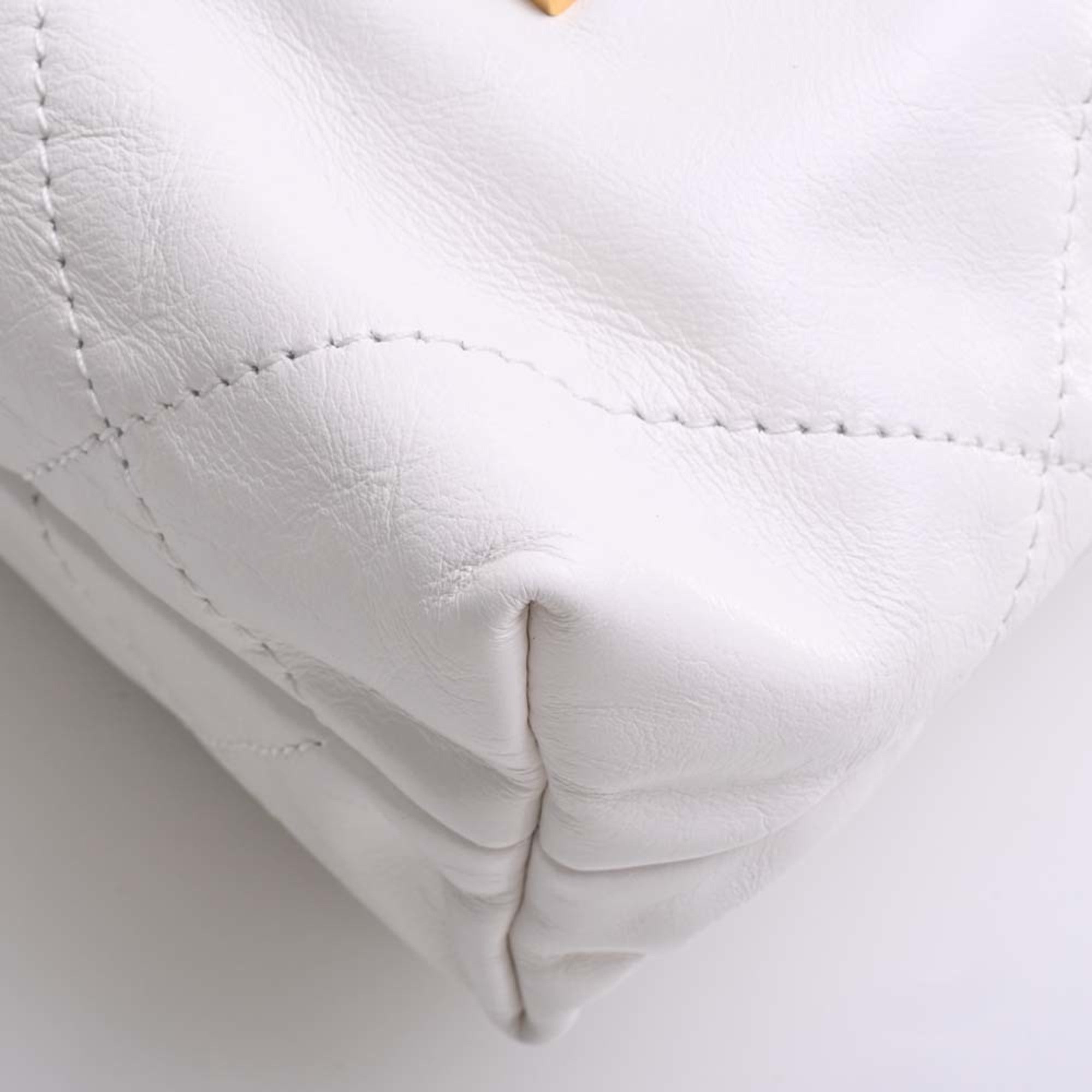 CHANEL Leather 22 Handbag Chain Shoulder Bag White Ladies