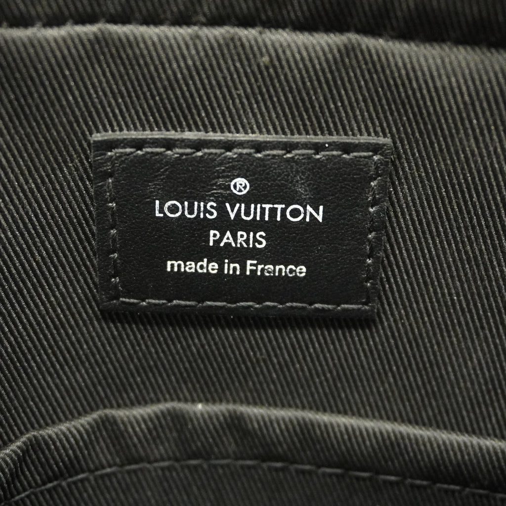 LOUIS VUITTONAuth  Monogram Eclipse Trio Messenger M30848 Men's Shoulder Bag