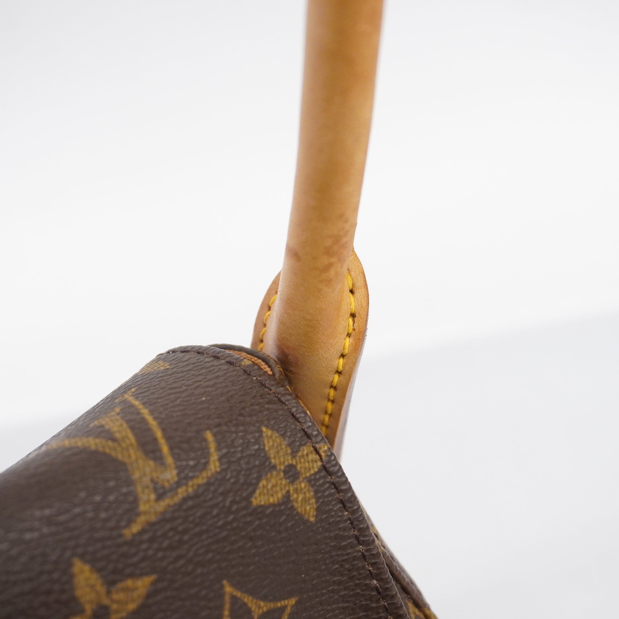 LOUIS VUITTONAuth  Monogram Mini Looping M51147 Women's Shoulder Bag