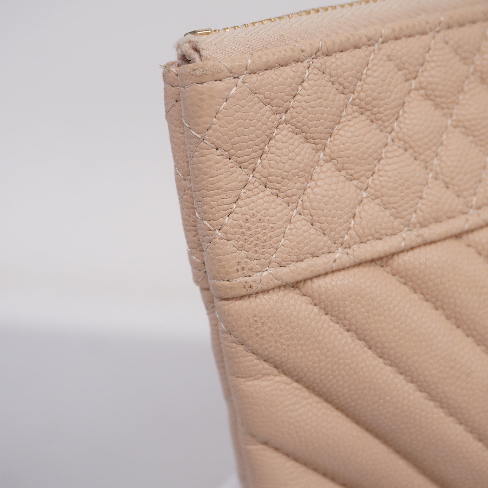CHANELAuth  Clutch Bag V Stitch Women's Caviar Leather Clutch Bag Pink