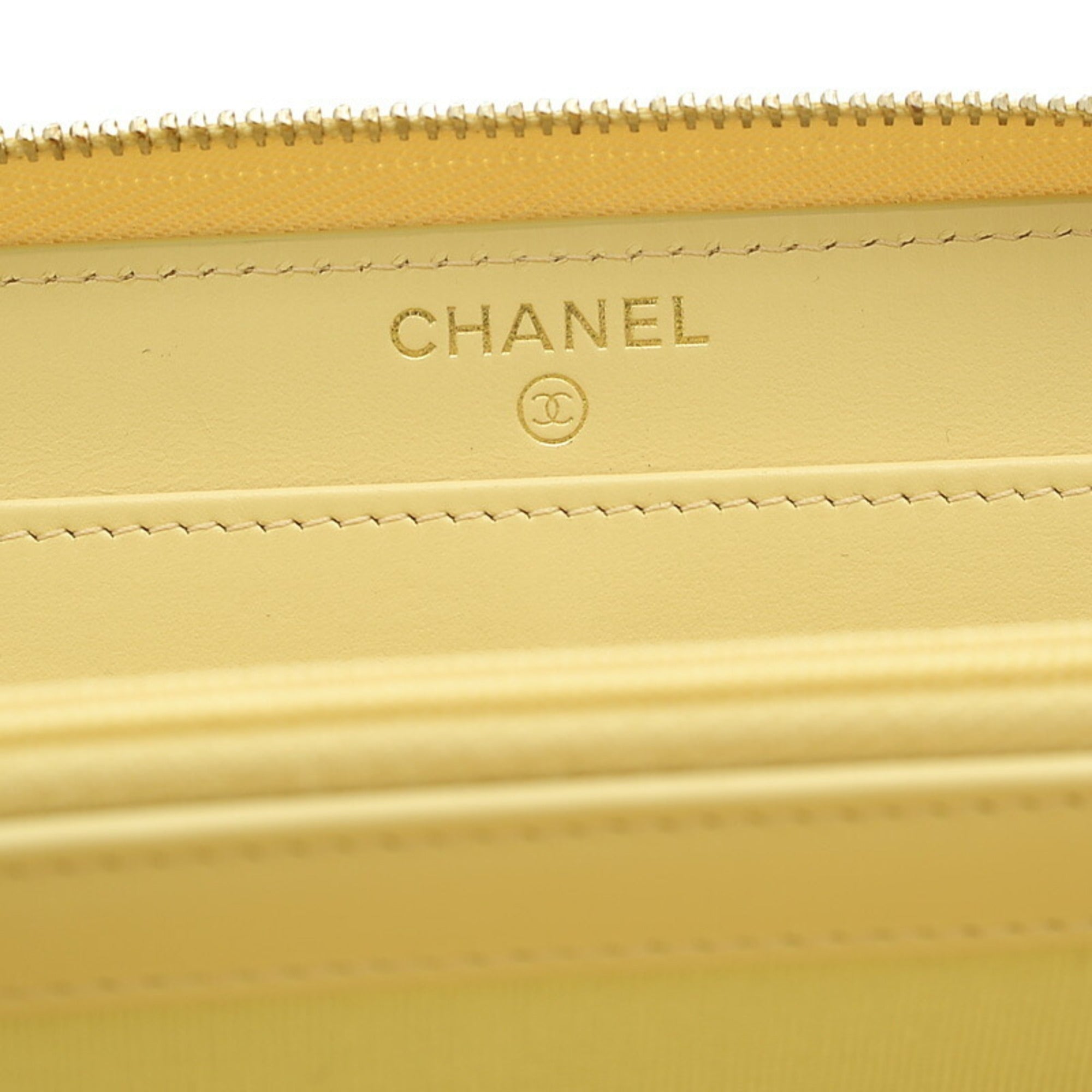 CHANEL Matelasse Round Zipper Long Wallet Caviar Skin Yellow AP0242