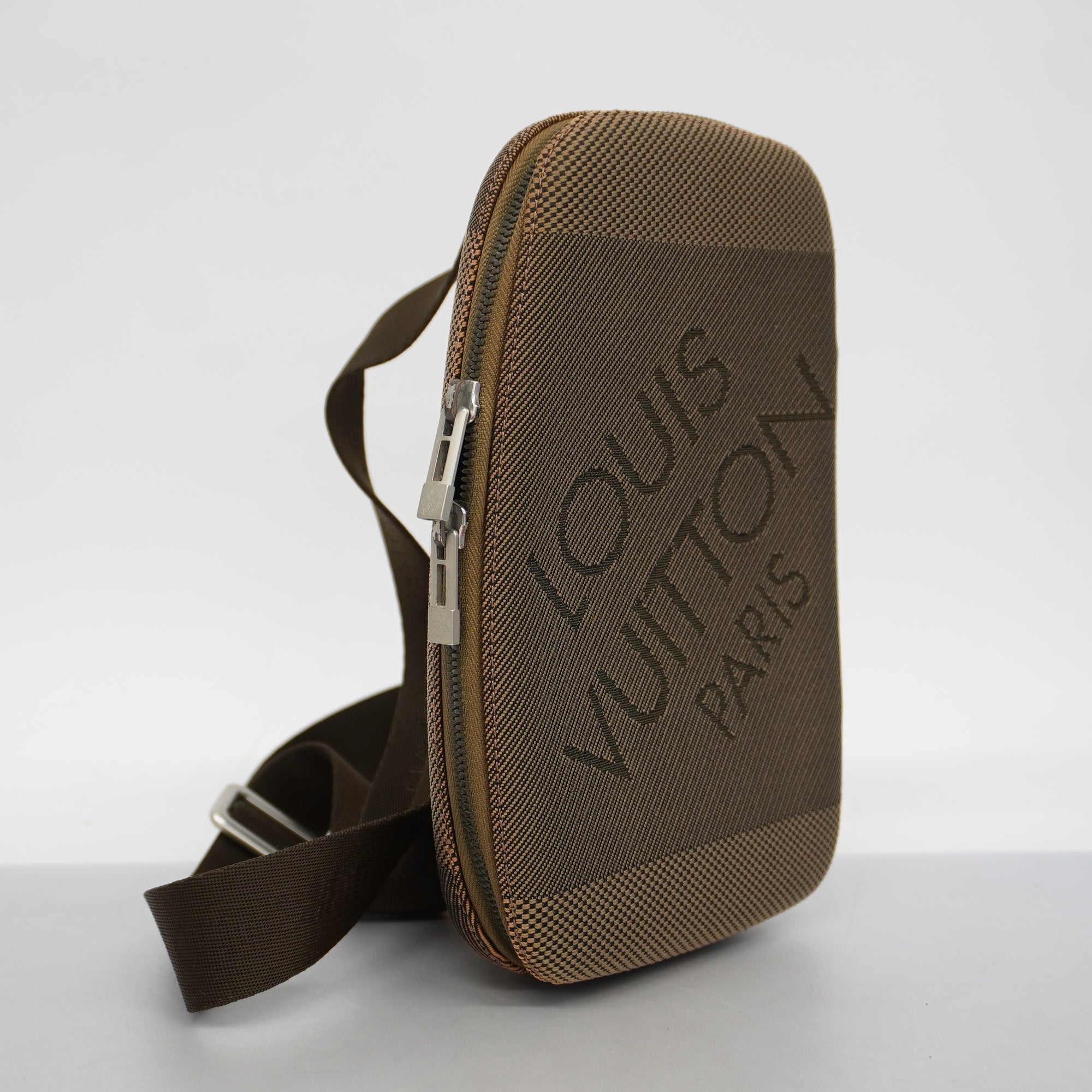 LOUIS VUITTONAuth  Damier Geant M93620 Men's Sling Bag Earth