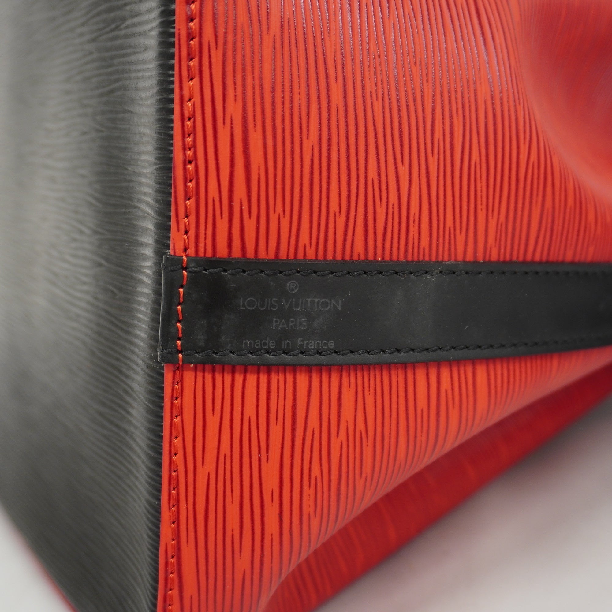 LOUIS VUITTONAuth  Epi Petit Noe M44172 Women's Shoulder Bag Castilian Red,Noir