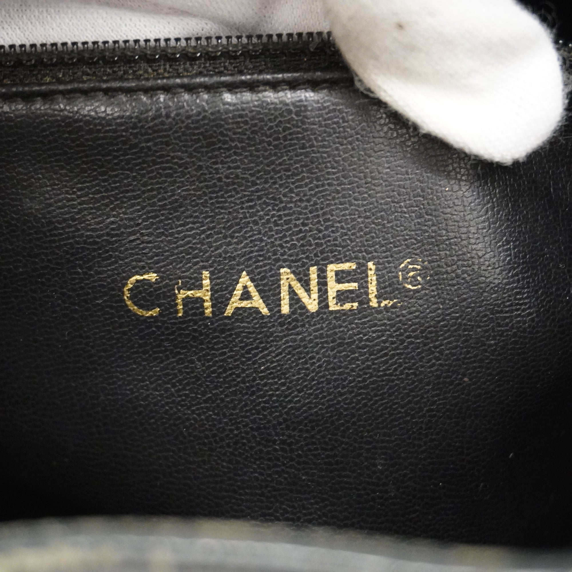 CHANELAuth  Matelasse Chain Shoulder Women's Leather Shoulder Bag Black