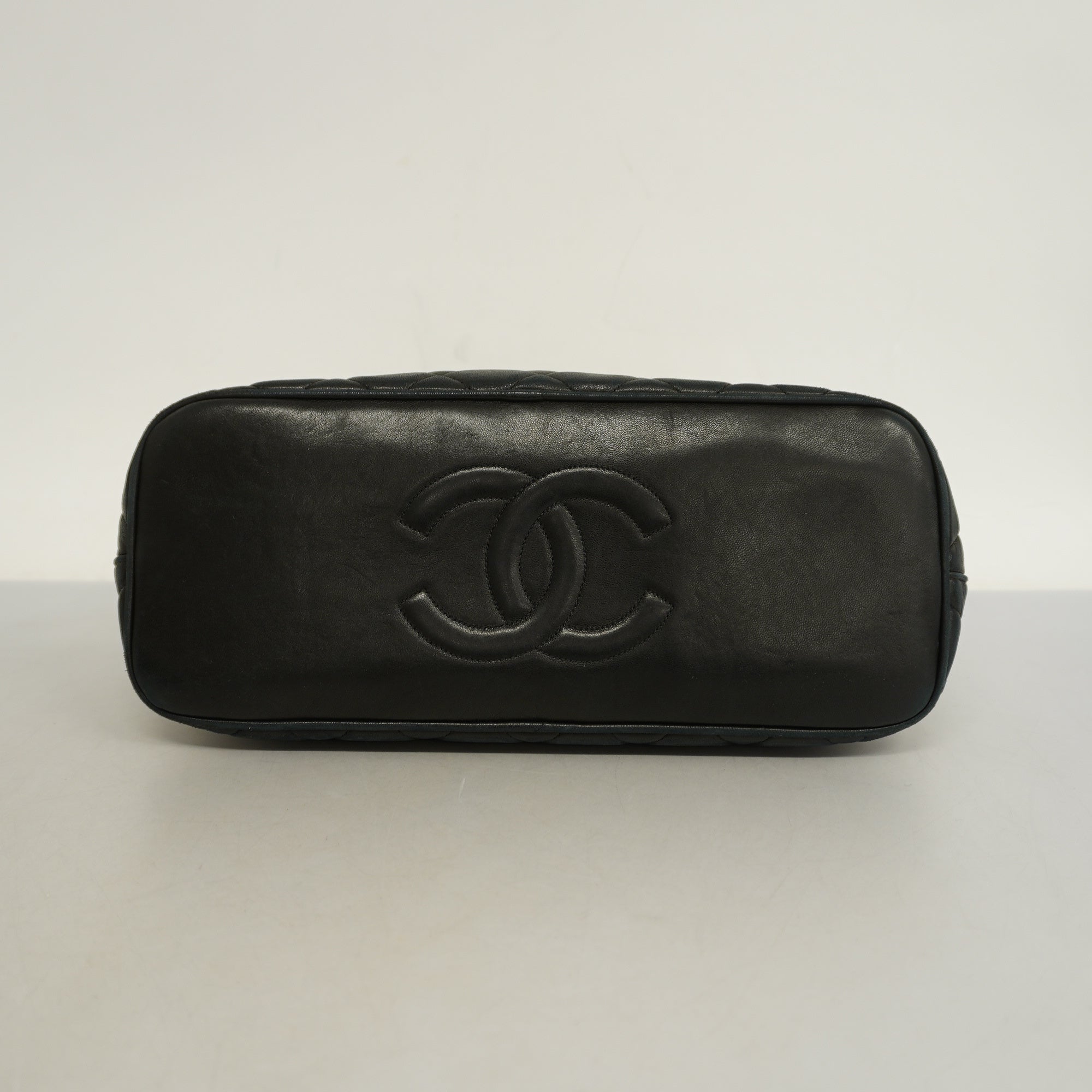 CHANEL  Matelasse Chain Shoulder Lambskin Women's Leather Shoulder Bag Black