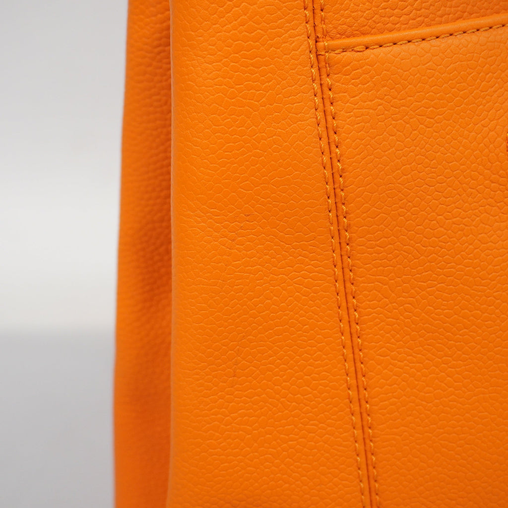 CHANELAuth  Women's Caviar Leather Shoulder Bag Orange
