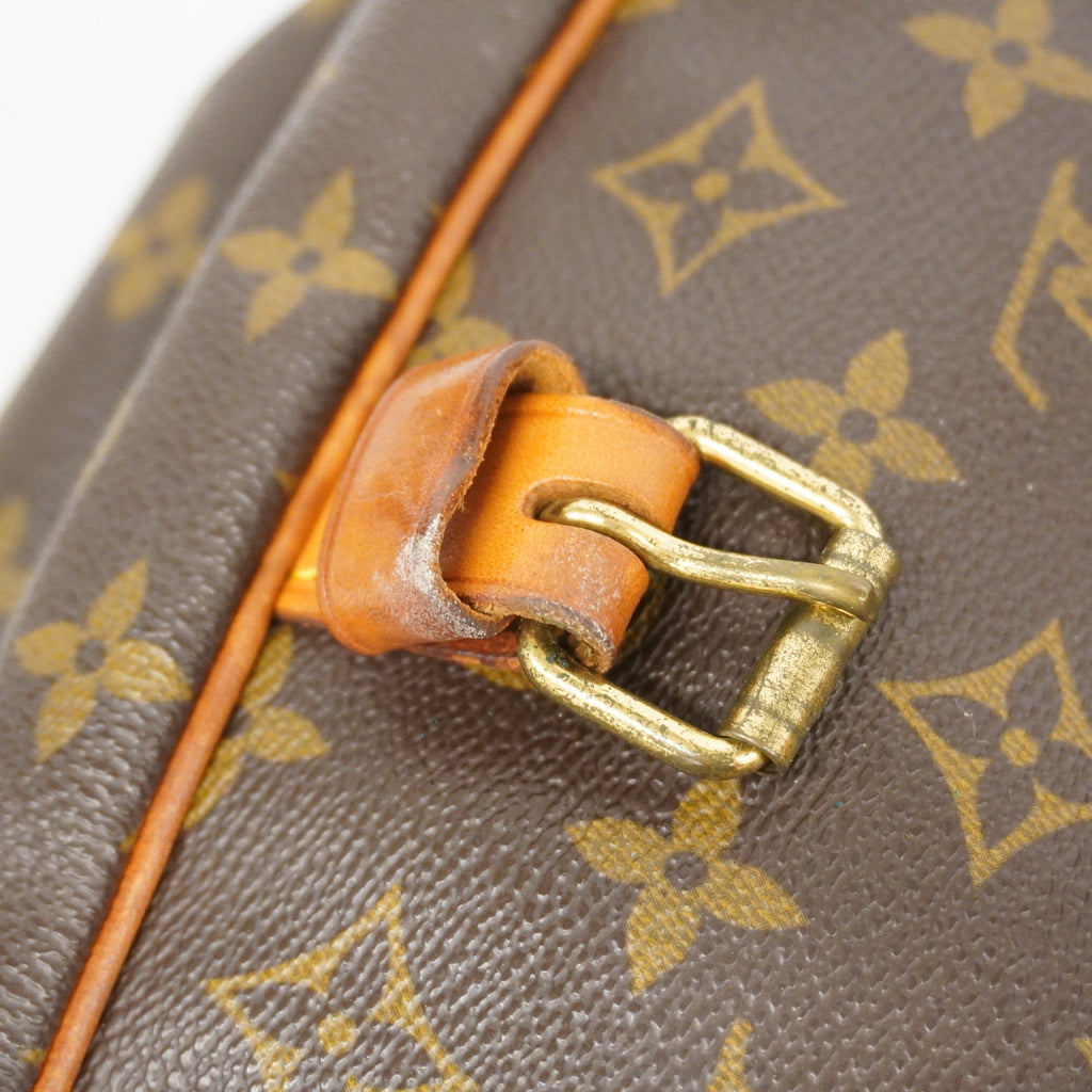 LOUIS VUITTONAuth  Monogram Saumur 30 M42256 Women's Shoulder Bag