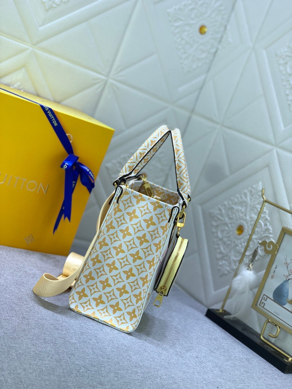 Luxury Bags Louis Vuitton  816