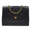 CHANEL★ 1991-1994 Black Quilted Lambskin CC Flap Maxi 60850