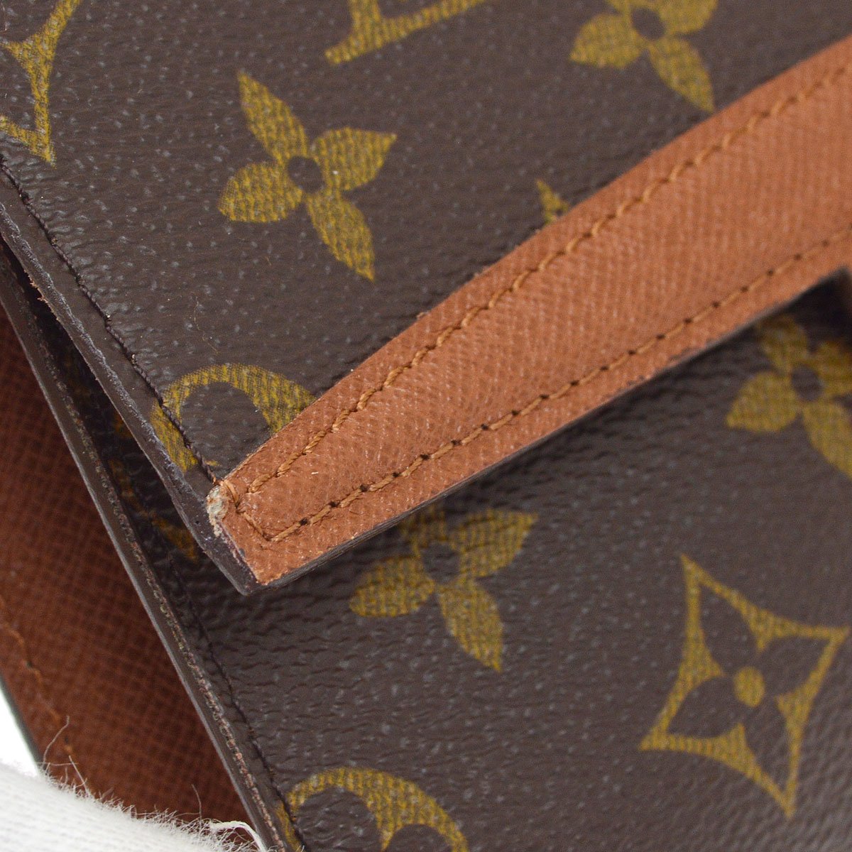 LOUIS VUITTON POCHETTE ARCHE BELT BUM BAG