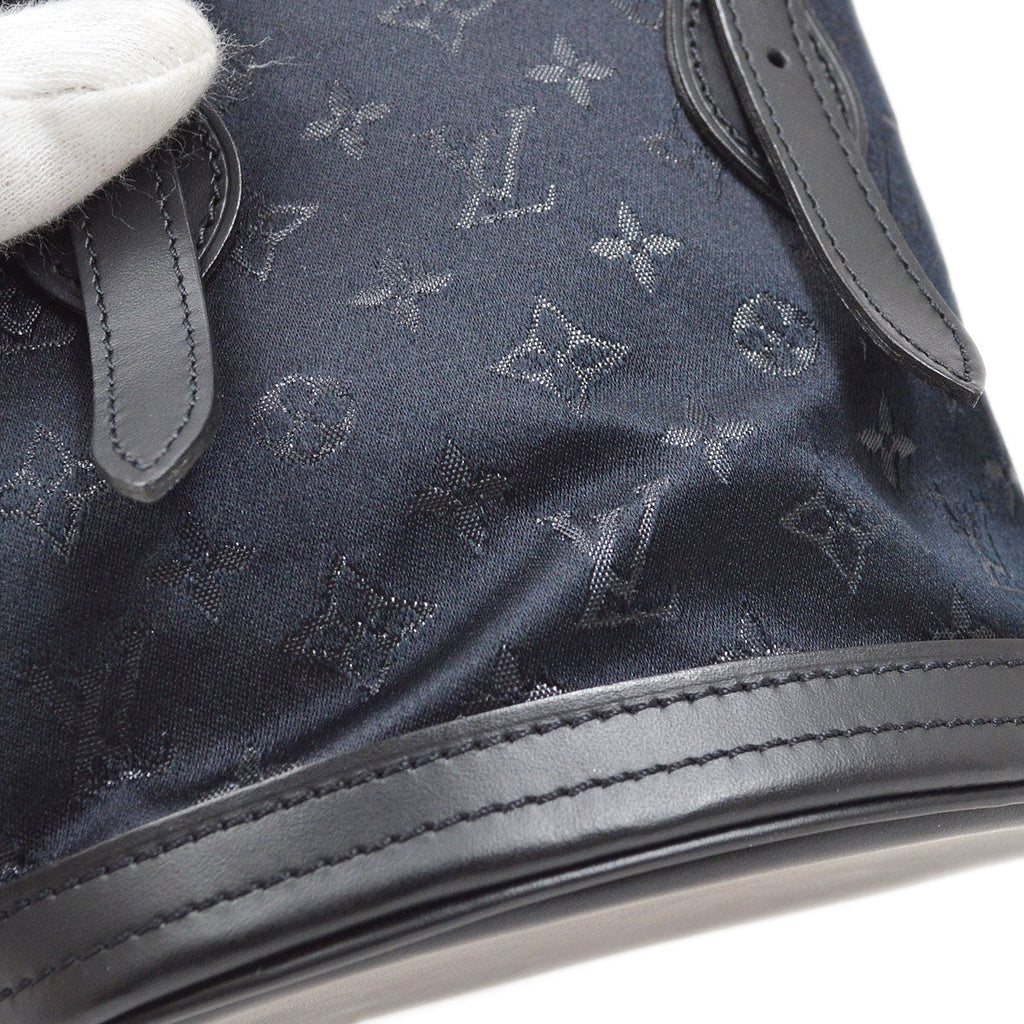 LOUIS VUITTON LITTLE BUCKET MONOGRAM SATIN