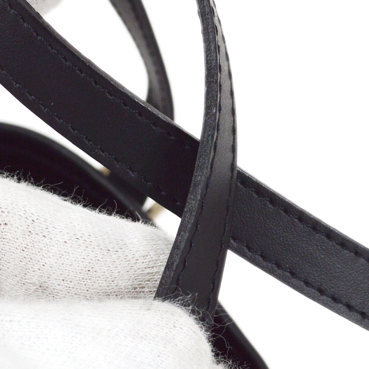 LOUIS VUITTON LITTLE BUCKET MONOGRAM SATIN