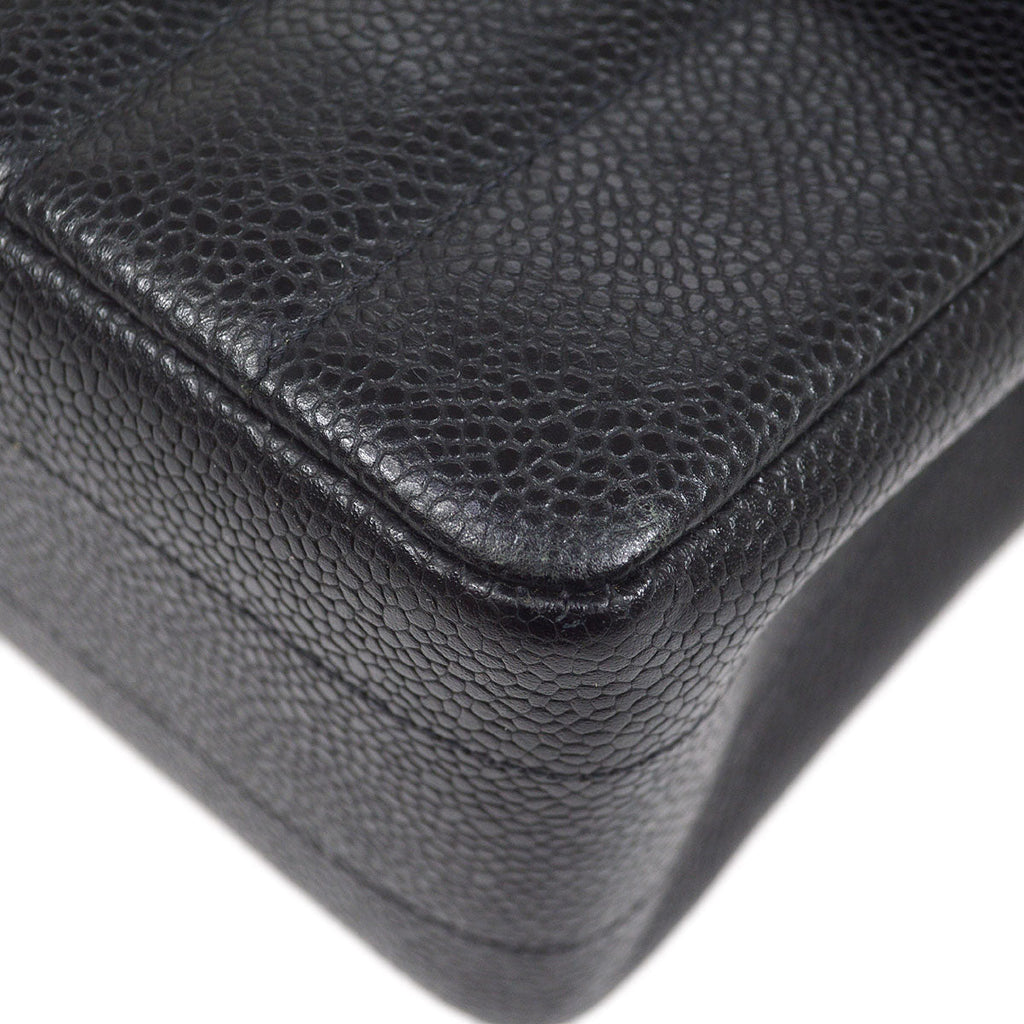 CHANEL★ 1994-1996 Black Caviar Vertical Straight Flap Medium 84568