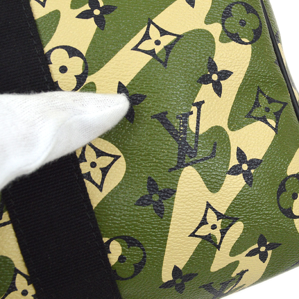LOUIS VUITTON SPEEDY 35 HANDBAG GREEN MONOGRAMOUFLAGE