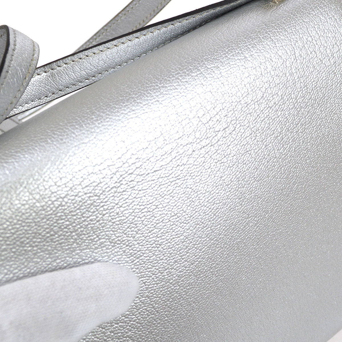 HERMES 2004 CONSTANCE 18 Silver Chevre