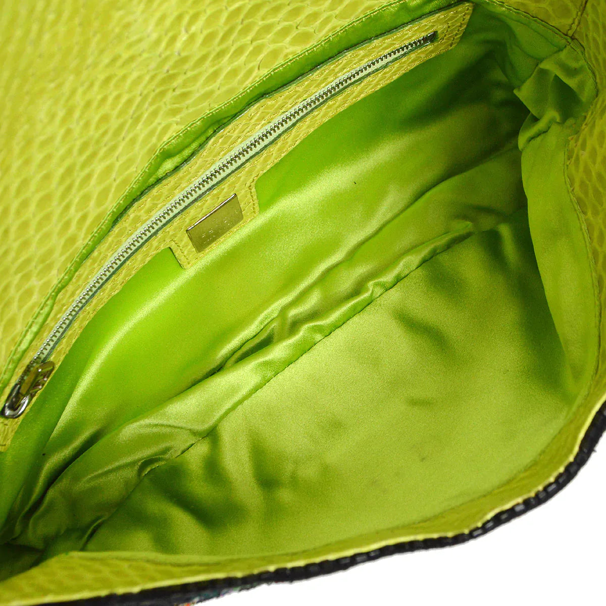 FENDI 2000s Baguette Medium
