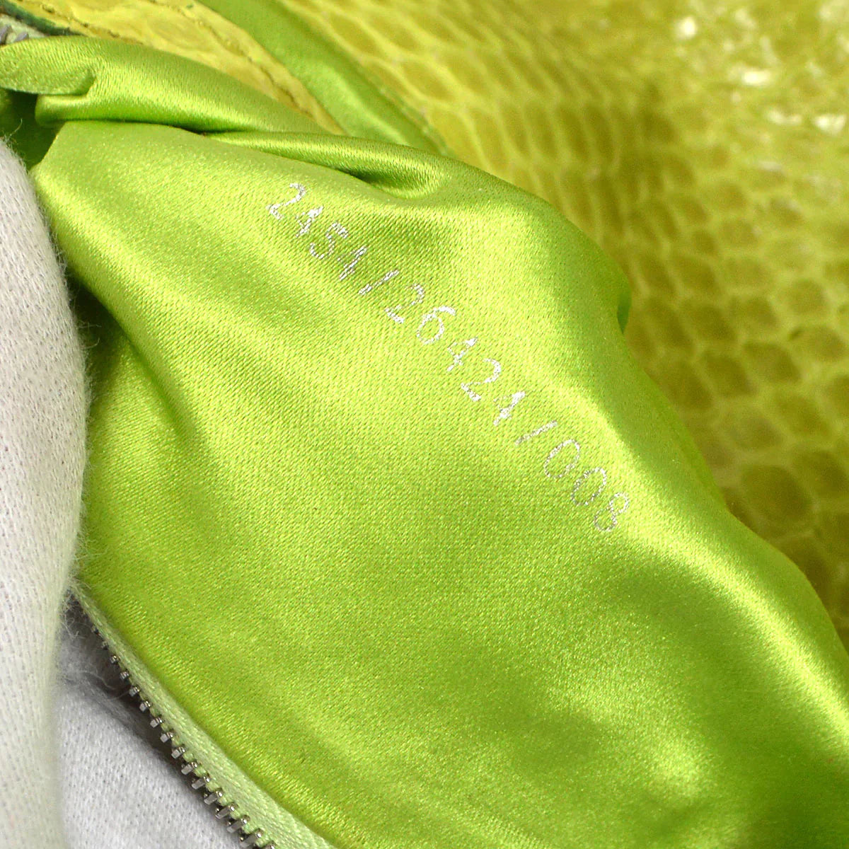 FENDI 2000s Baguette Medium