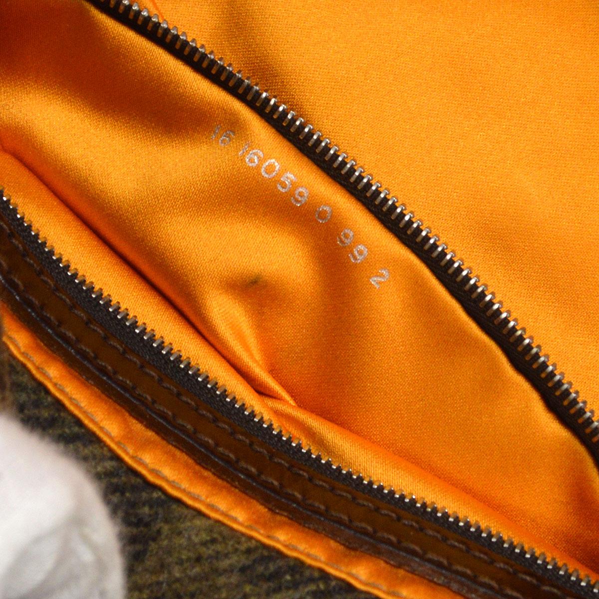 FENDI 2000s Baguette Bag Medium