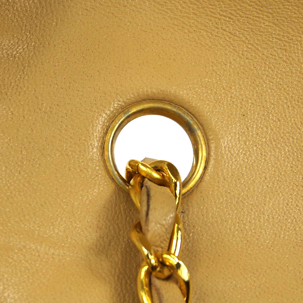 CHANEL★ 1989-1991 CC Turnlock Full Flap Small Beige Lambskin 17276