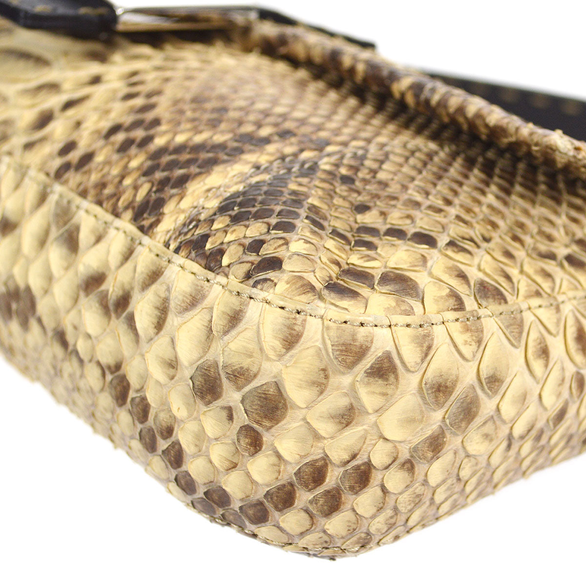 FENDI SELLERIA * Baguette Bag Medium Python