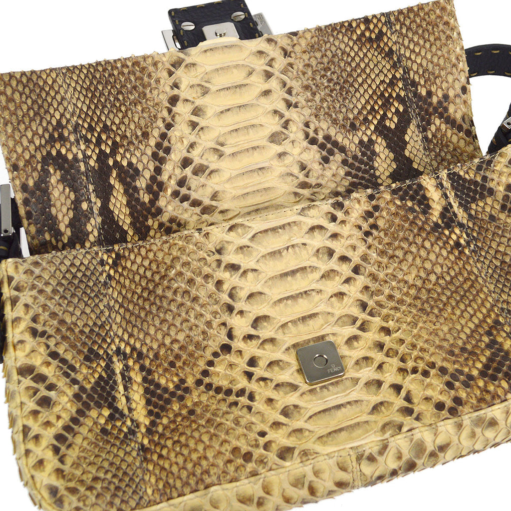 FENDI SELLERIA * Baguette Bag Medium Python