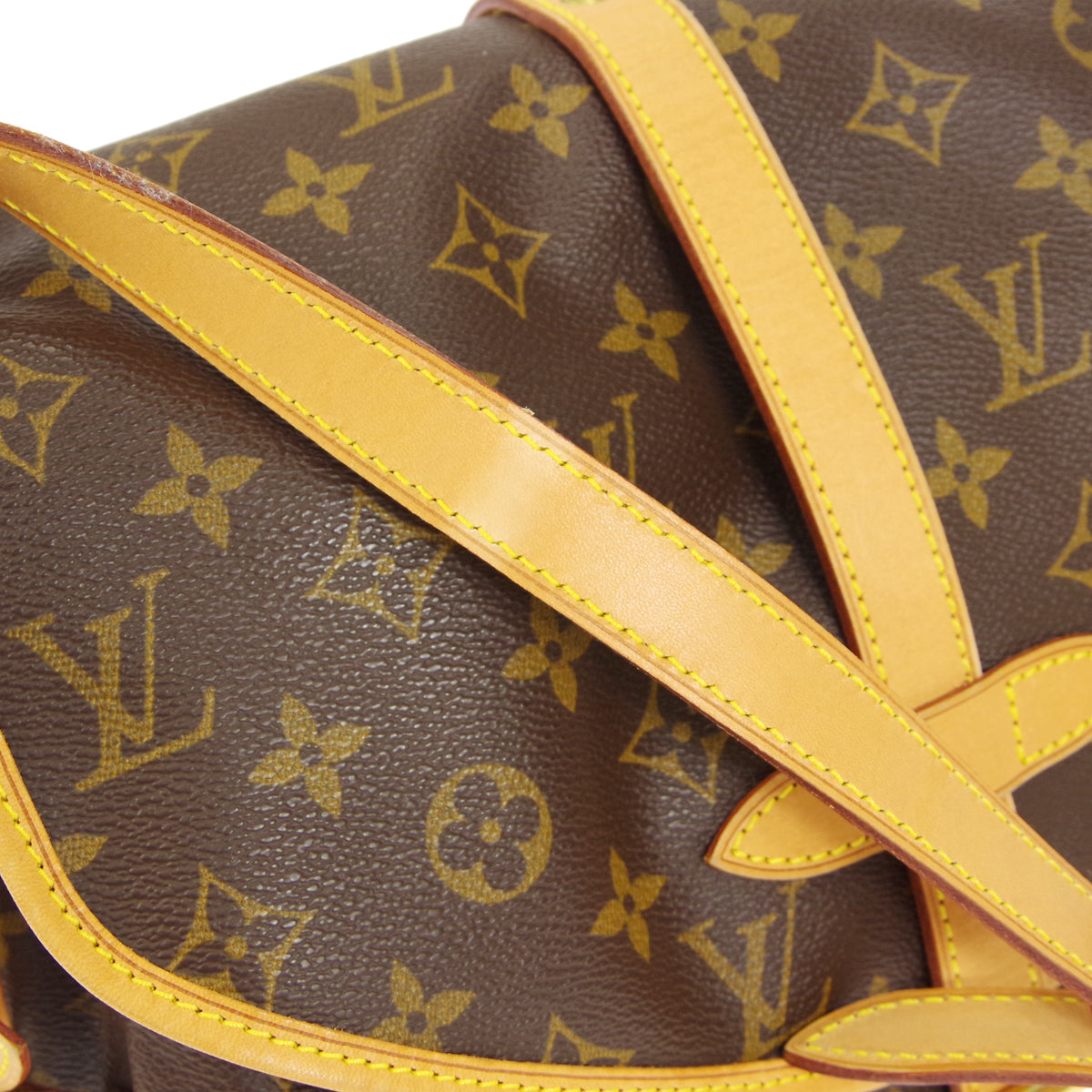 LOUIS VUITTON SAUMUR 30