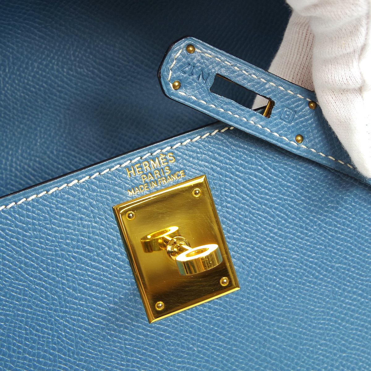 HERMES 1998 KELLY 28 SELLIER Blue Jean Courchevel