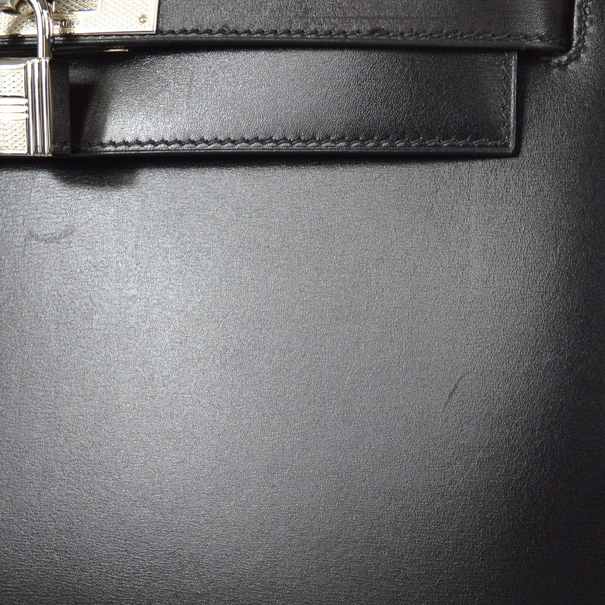 HERMES * 2003 KELLY GUILLOCHE 28 SELLIER Black Box Calf