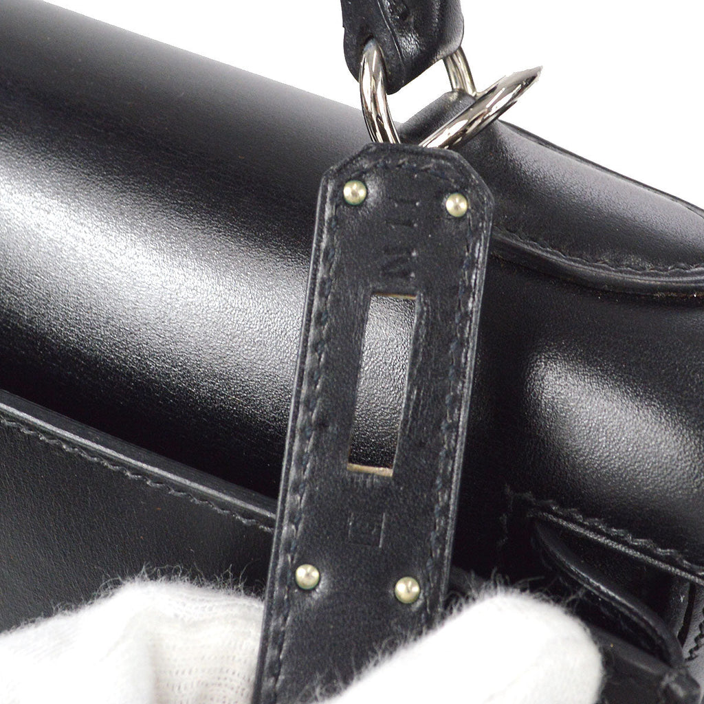HERMES * 2003 KELLY GUILLOCHE 28 SELLIER Black Box Calf