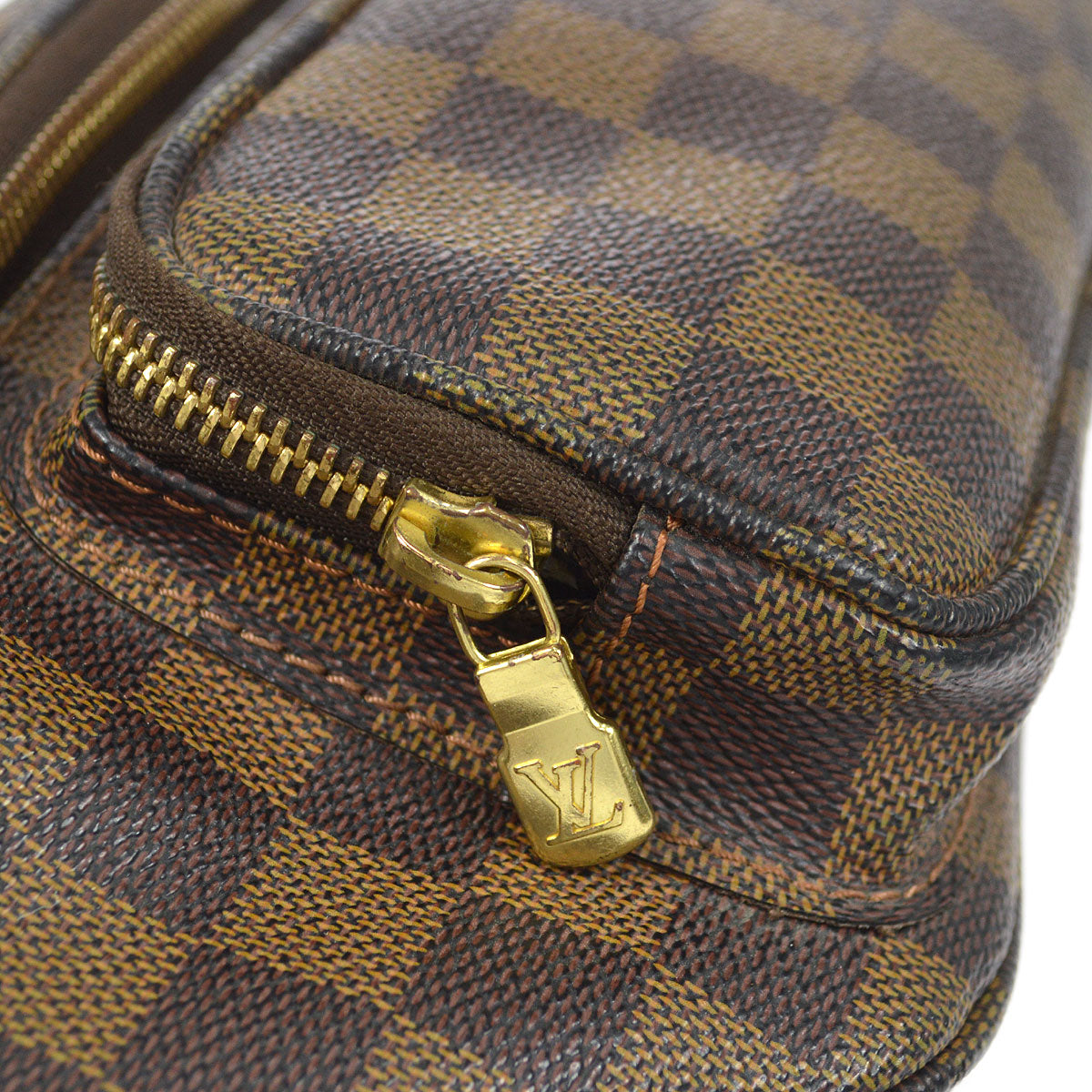 LOUIS VUITTON BUM BAG MELVILLE WAIST DAMIER