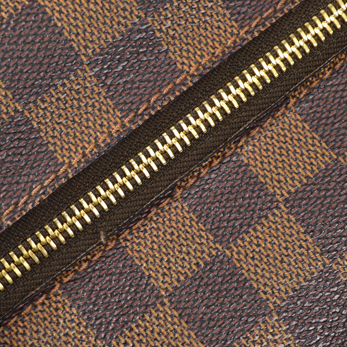 LOUIS VUITTON BUM BAG MELVILLE WAIST DAMIER