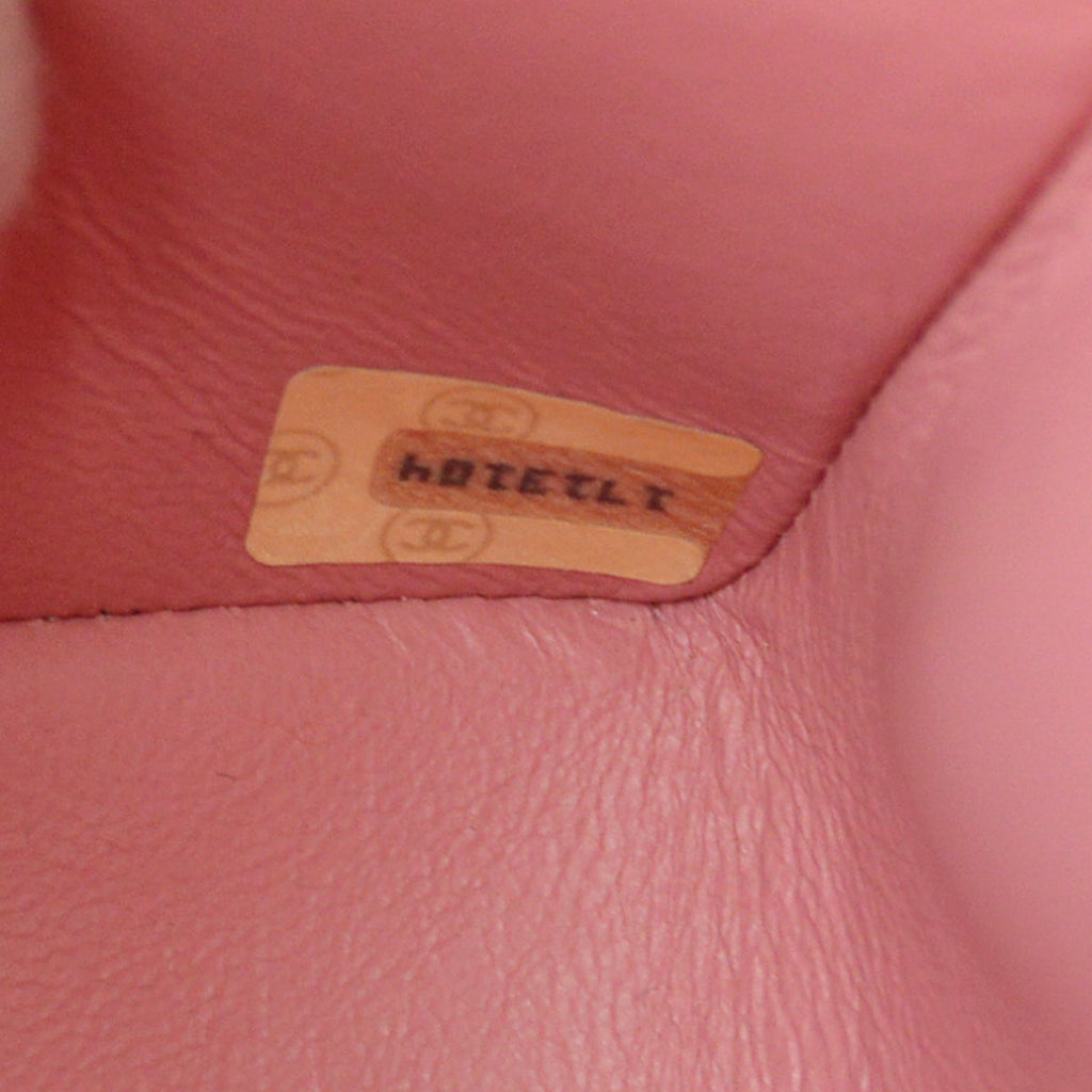 CHANEL * 1989-1991 Round Flap Shoulder Bag Medium Pink Lambskin 67904