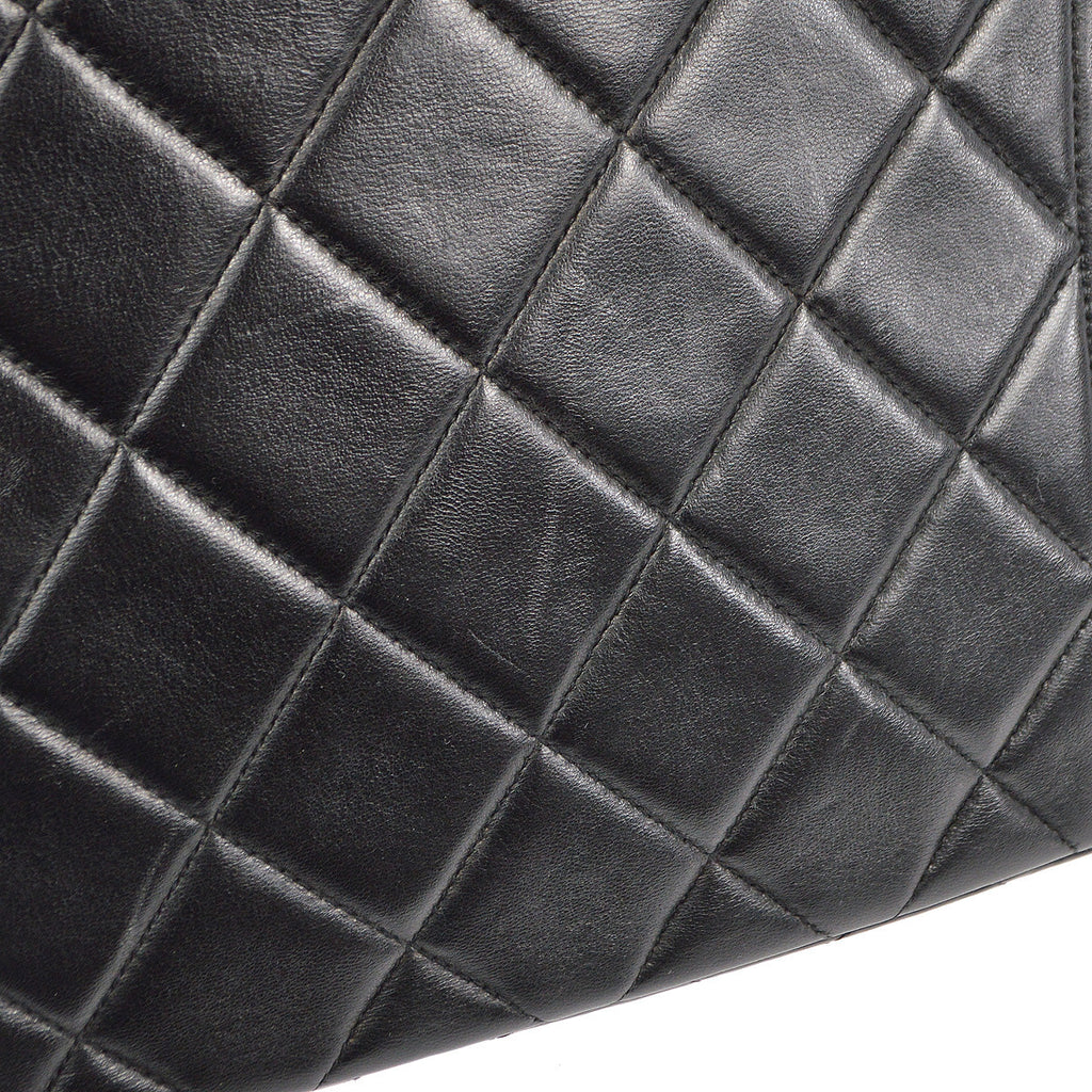 CHANEL 1994-1996 Border Flap Medium Black Lambskin 87840
