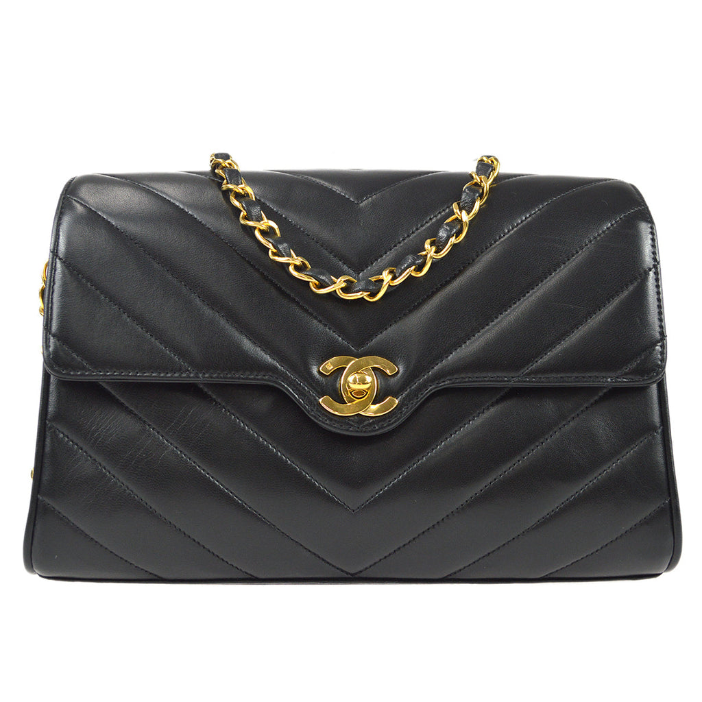 CHANEL * 1991-1994 Chevron Flap Medium Lambskin Black 97435