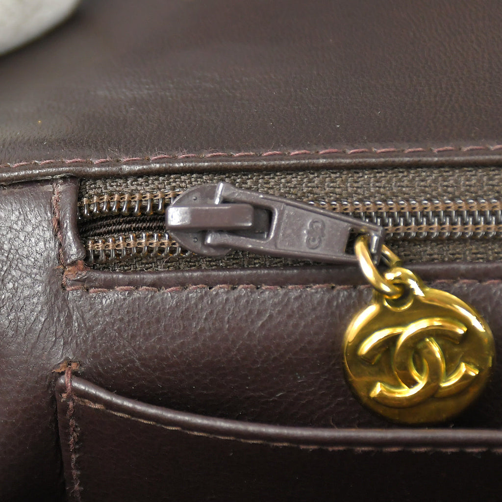 CHANEL 1994 Classic Flap Handbag Medium Brown Lambskin 67725