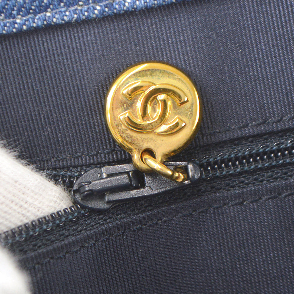 CHANEL Chain Tote Handbag Indigo Denim 68451