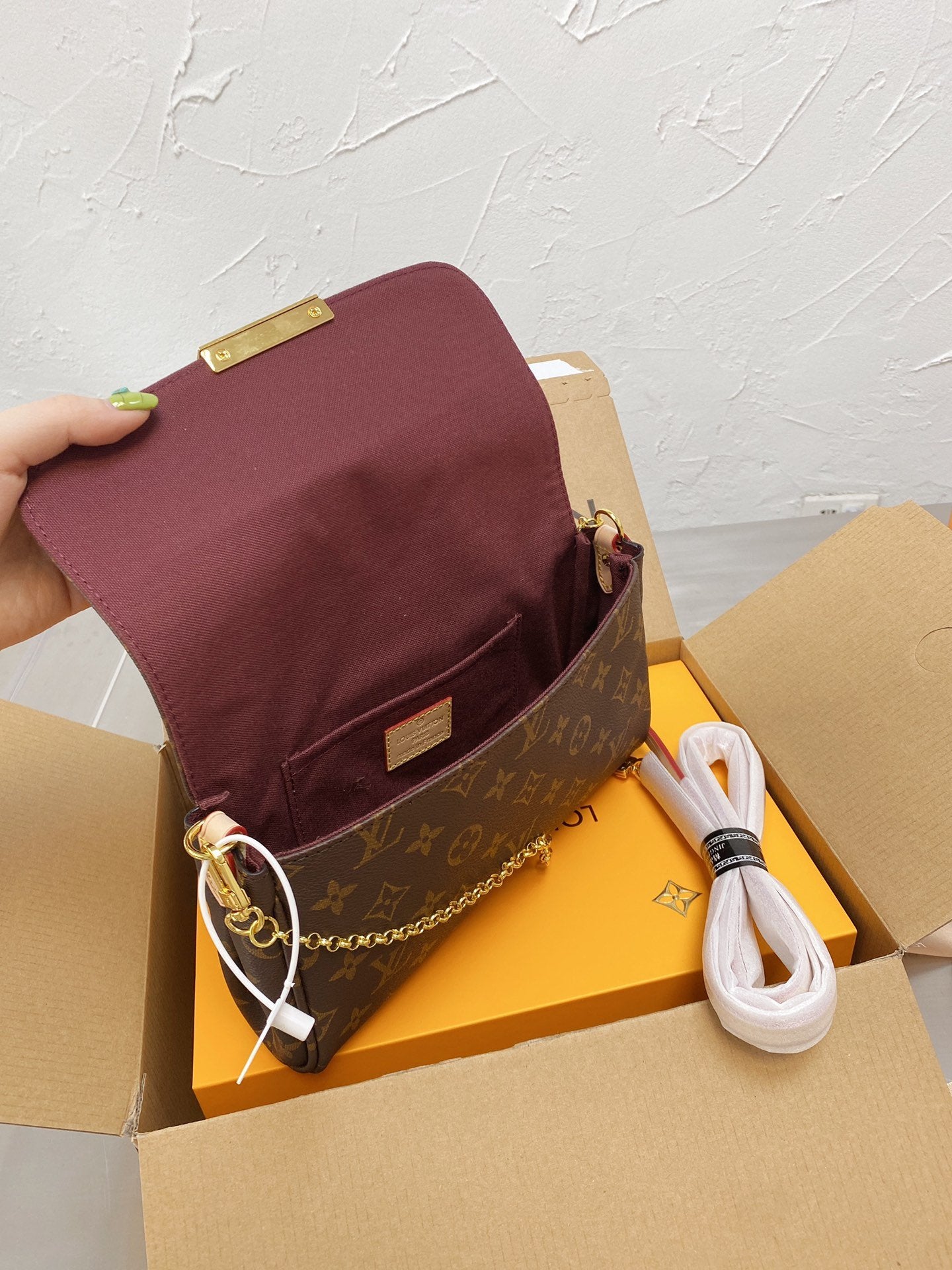 Designer Handbags louis vuitton 064
