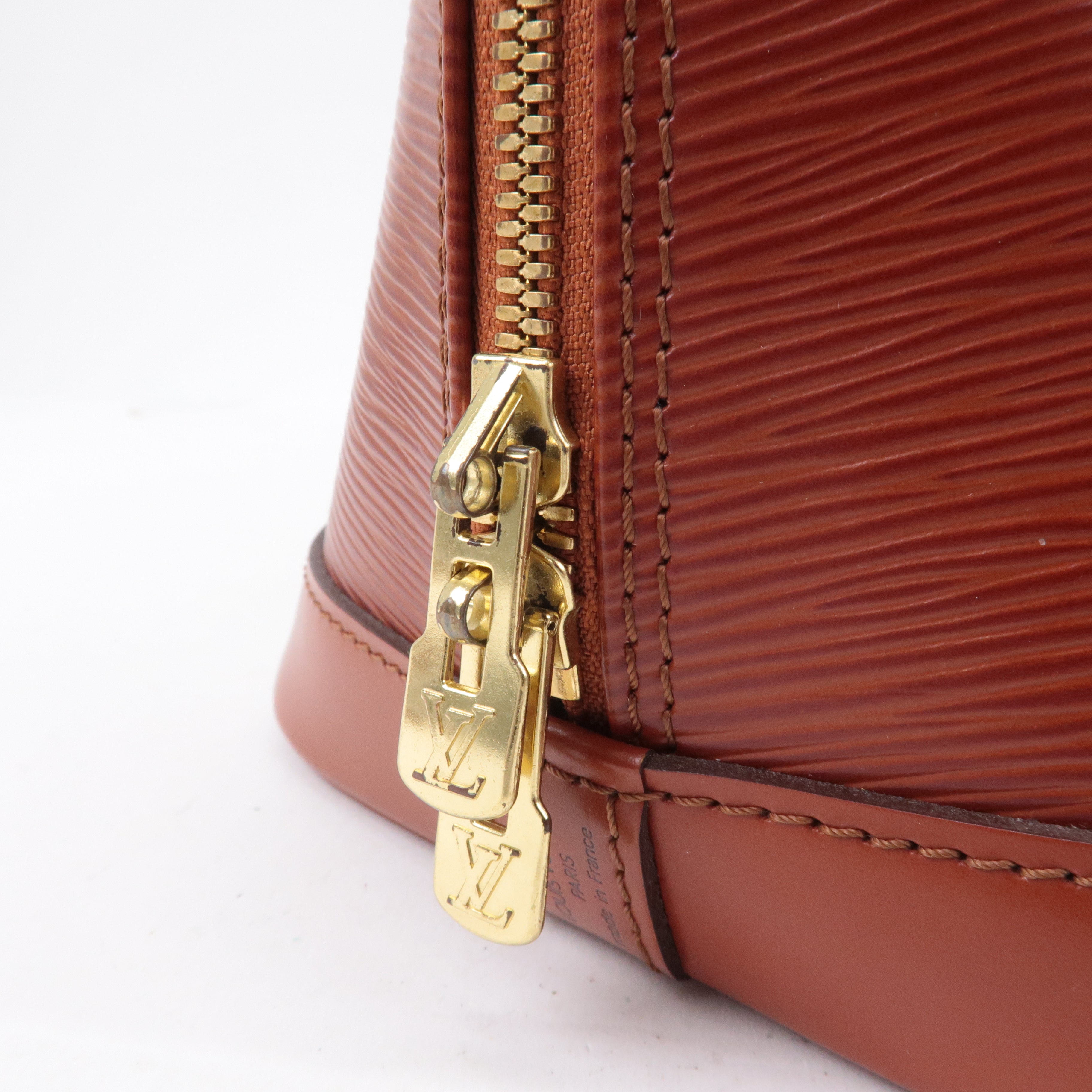 Louis Vuitton Epi Alma 2Way Bag Hand Bag Kenya Brown M52143