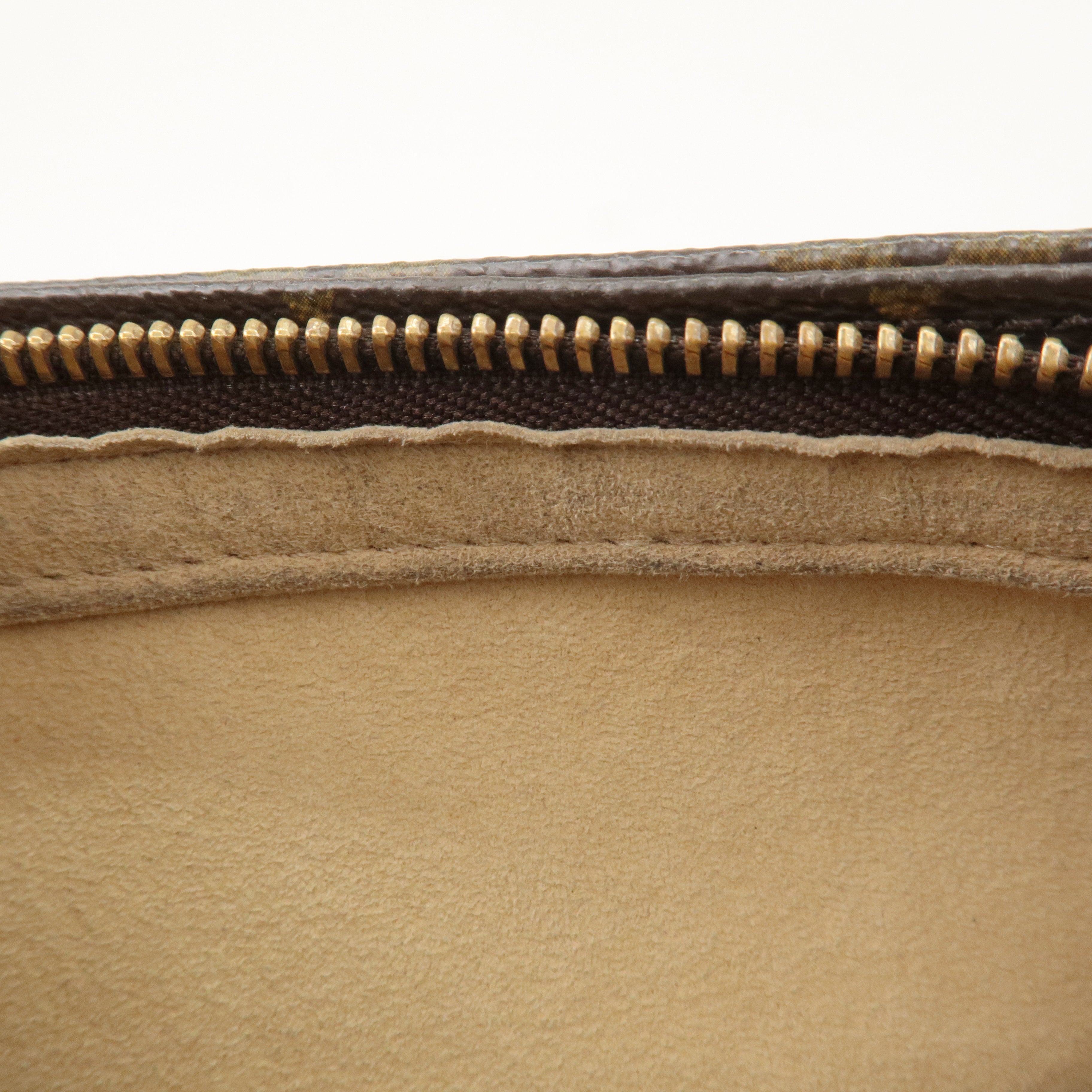 Louis Vuitton Monogram Looping GM Shoulder Bag M51145