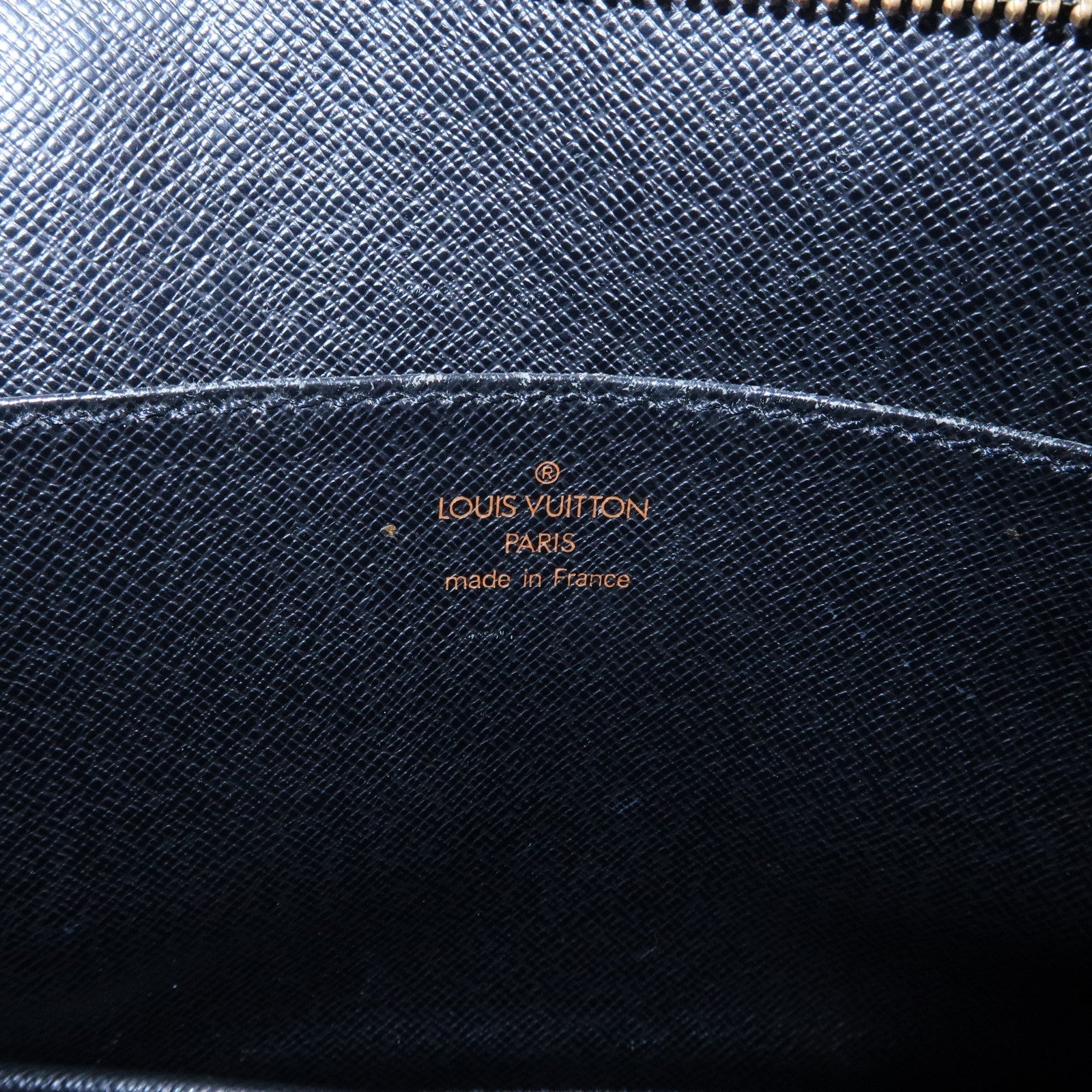 Louis Vuitton Epi Pochette Homme Clutch Bag Noir Black M52522