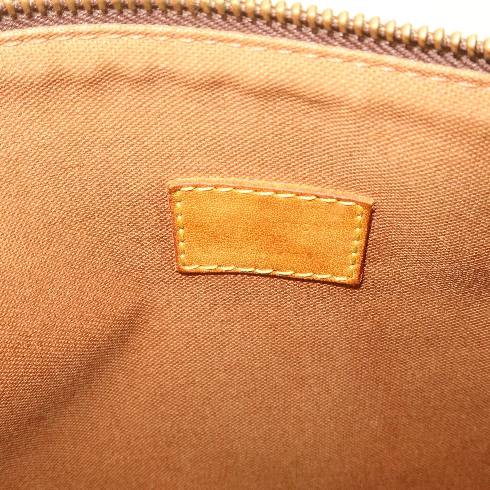 Louis Vuitton Monogram Pochette Bosphore Shoulder Bag M40044