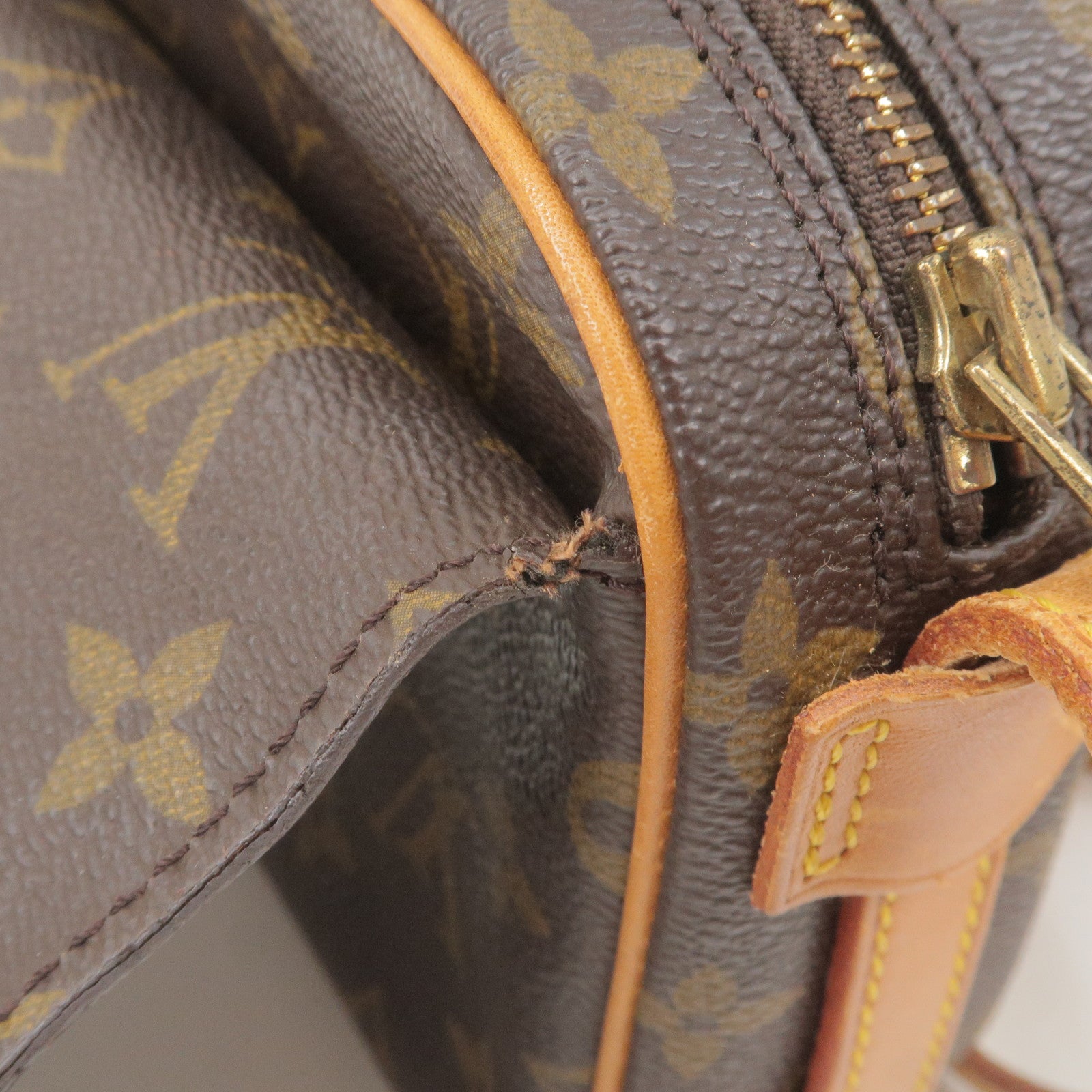 Louis Vuitton Monogram Saint Germain 24 Shoulder Bag M51210