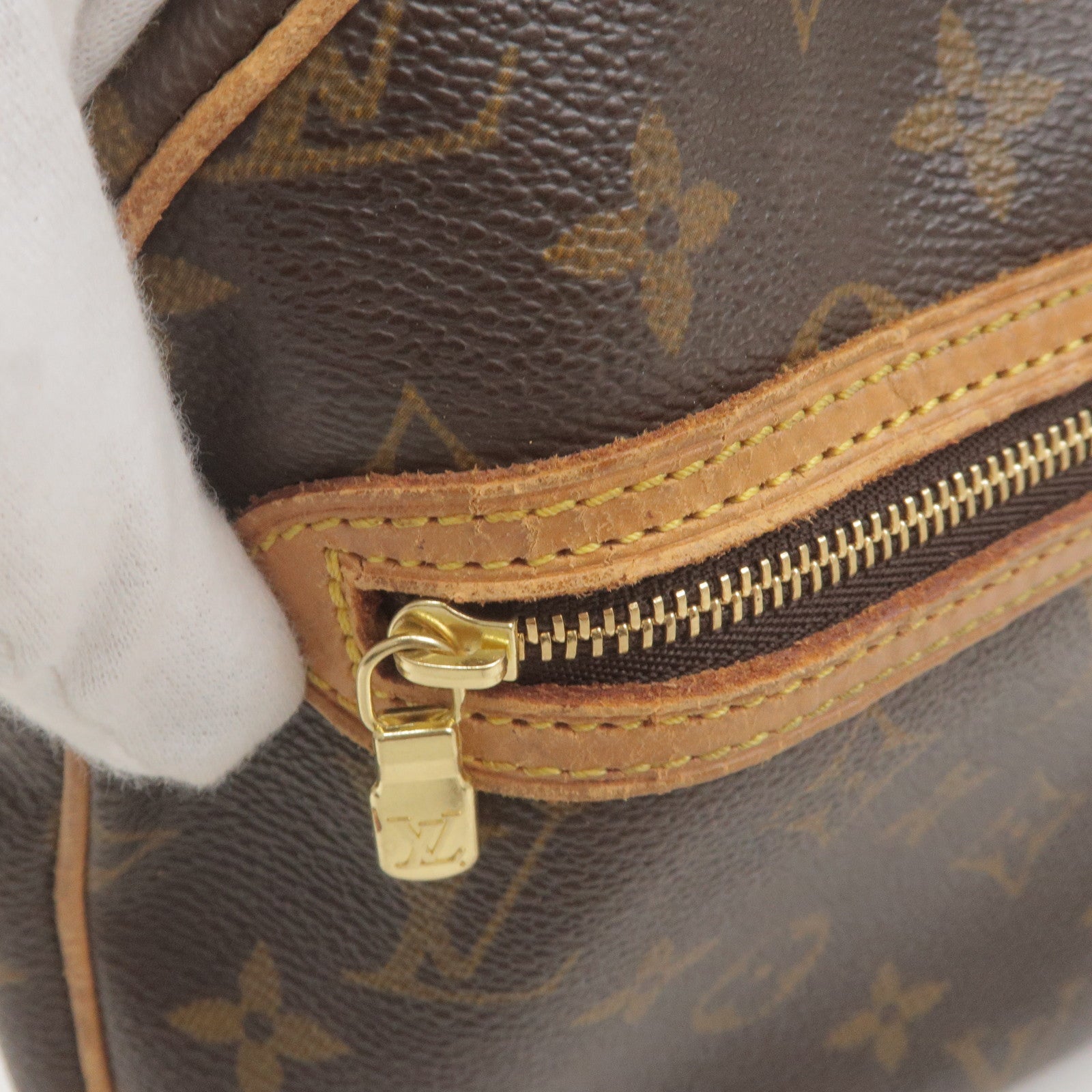 Louis Vuitton Monogram Senlis Shoulder Bag M51222