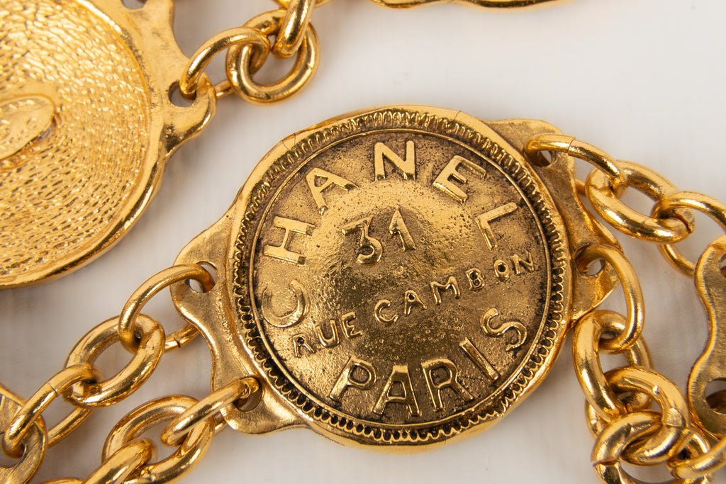 Collier court en m��tal dor�� Chanel