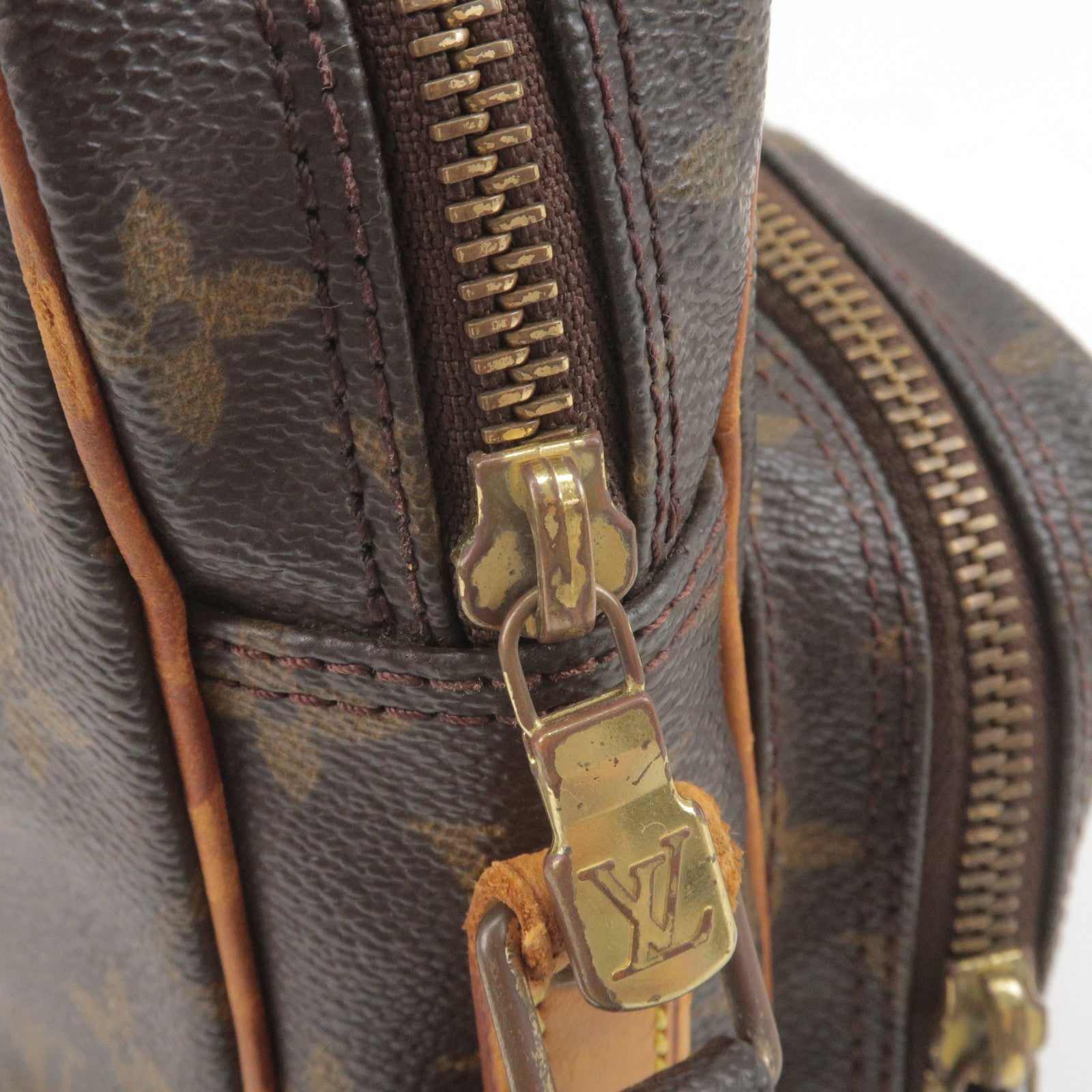 Louis Vuitton Monogram Amazone Shoulder Bag M45236