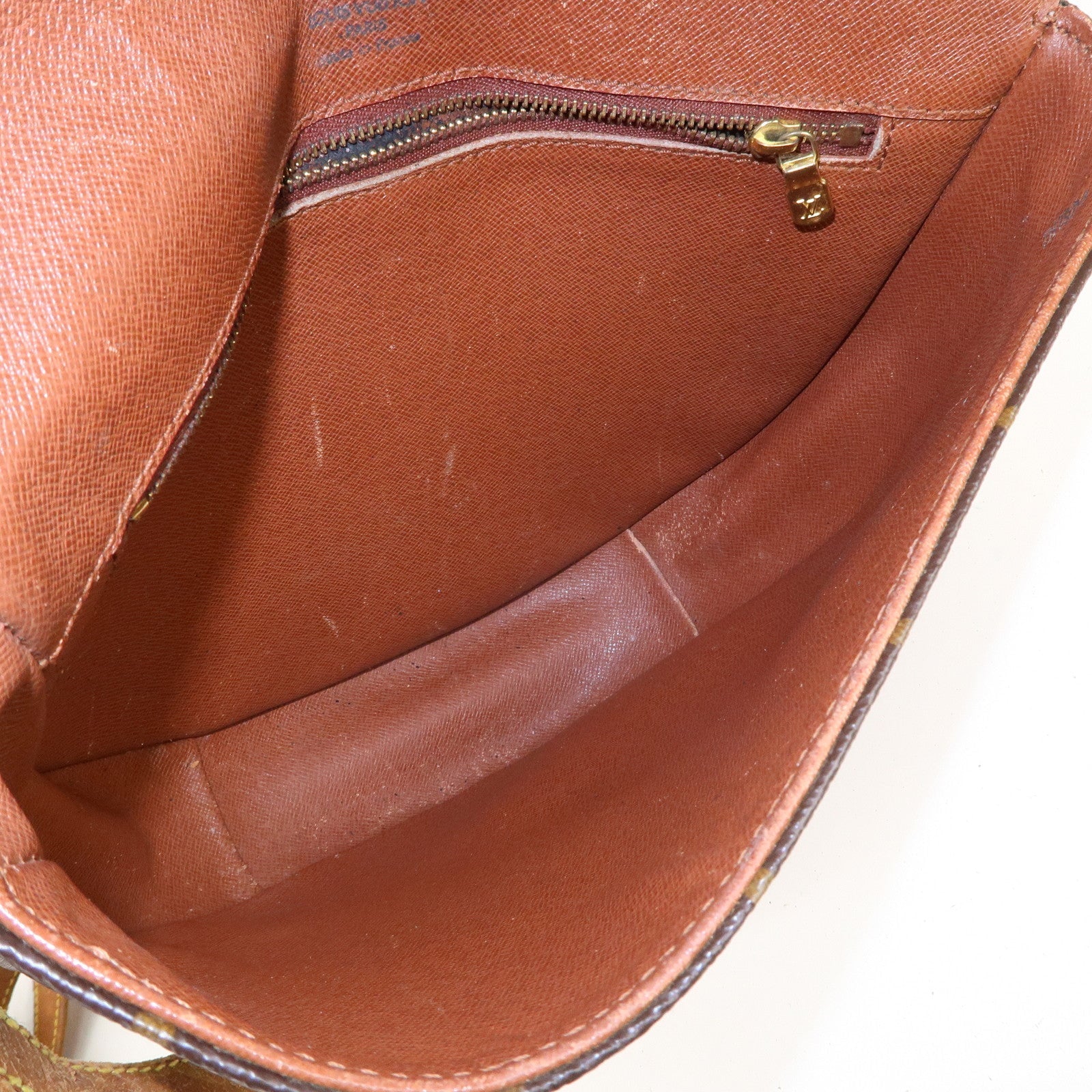 Louis Vuitton Monogram Shanti GM Shoulder Bag M51232